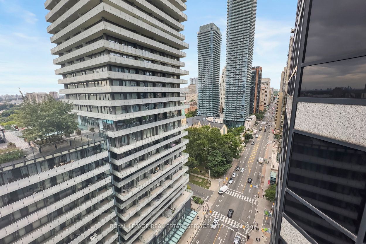 1001 Bay St, unit 2014 for sale - image #24