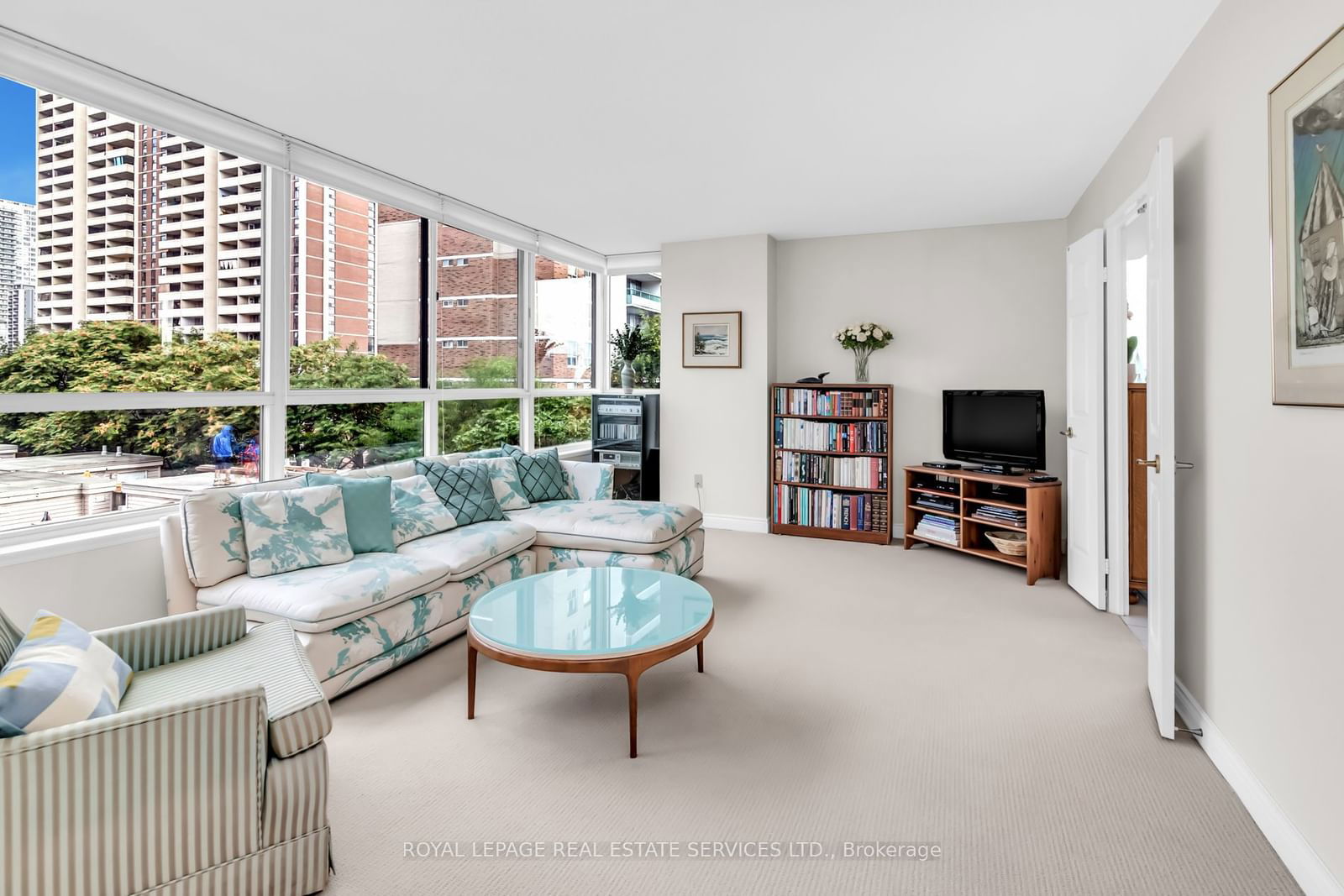 130 Carlton St, unit 603 for sale