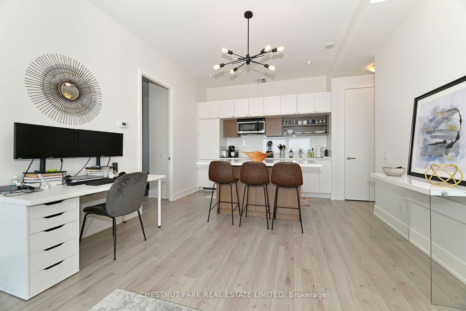 111 St Clair Ave, unit 1519 for rent - image #6