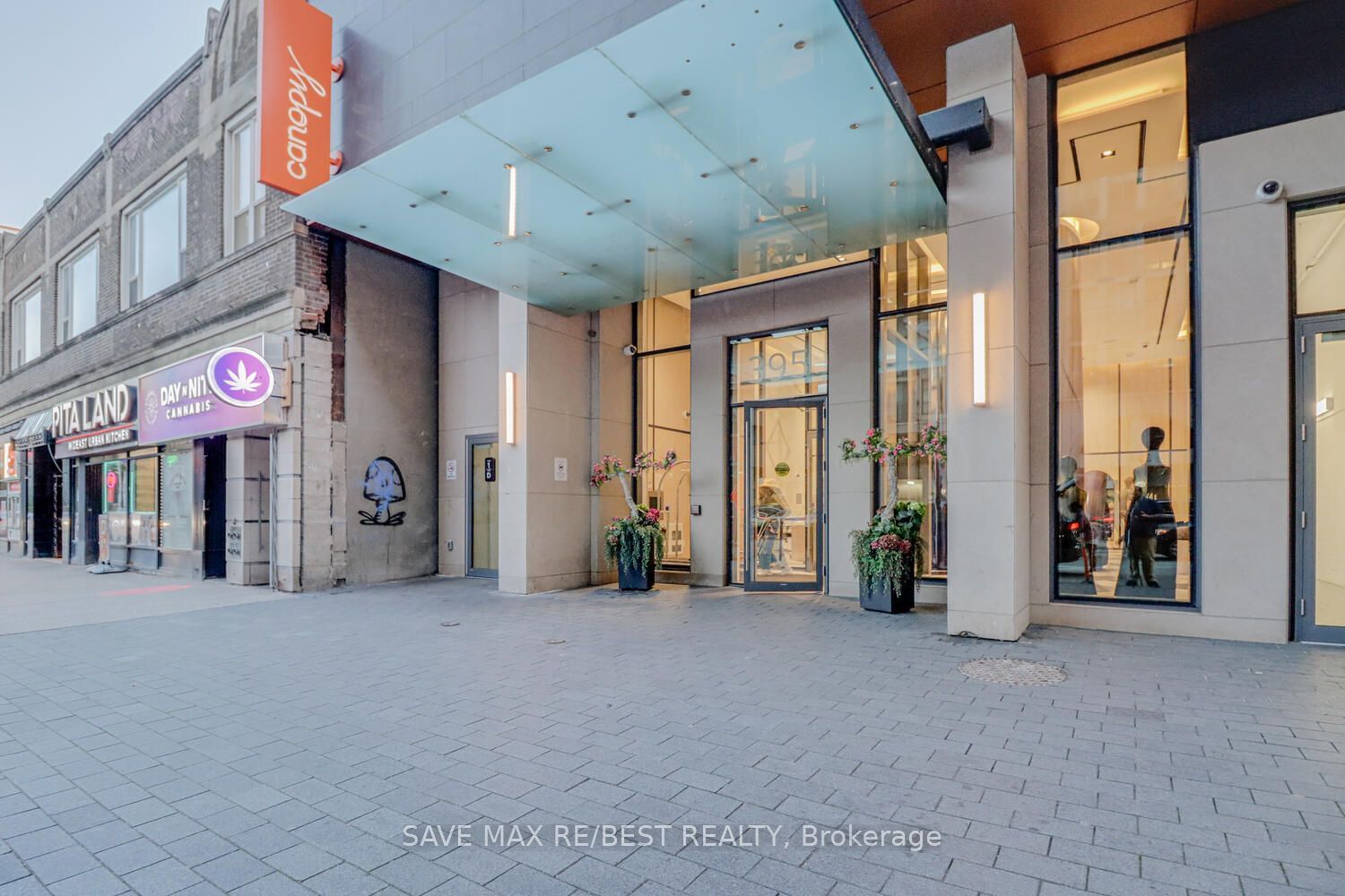 395 Bloor St E, unit 5504 for rent - image #3