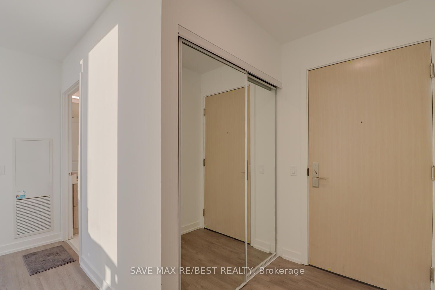 395 Bloor St E, unit 5504 for rent - image #8