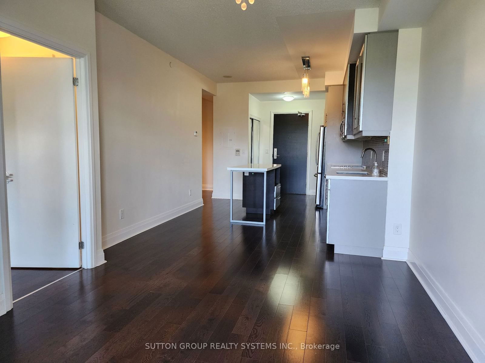 399 Spring Garden Ave, unit 215 for rent