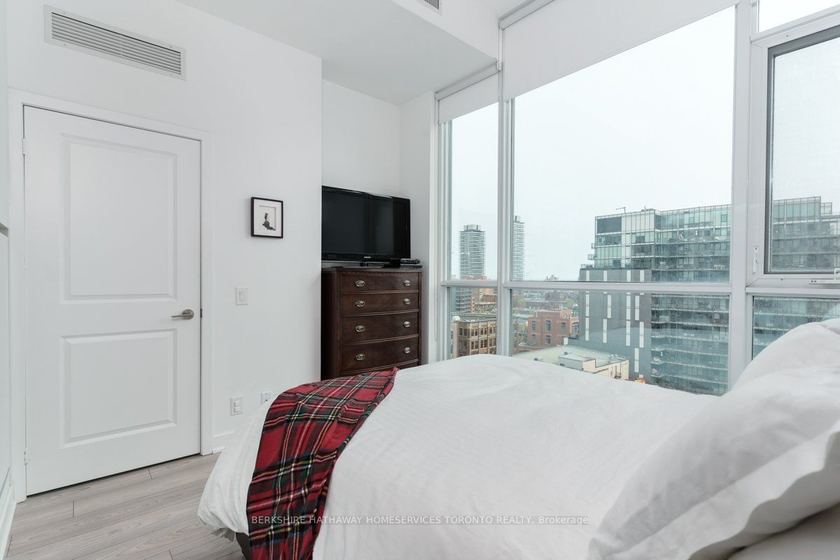 120 Parliament St, unit 1014 for rent