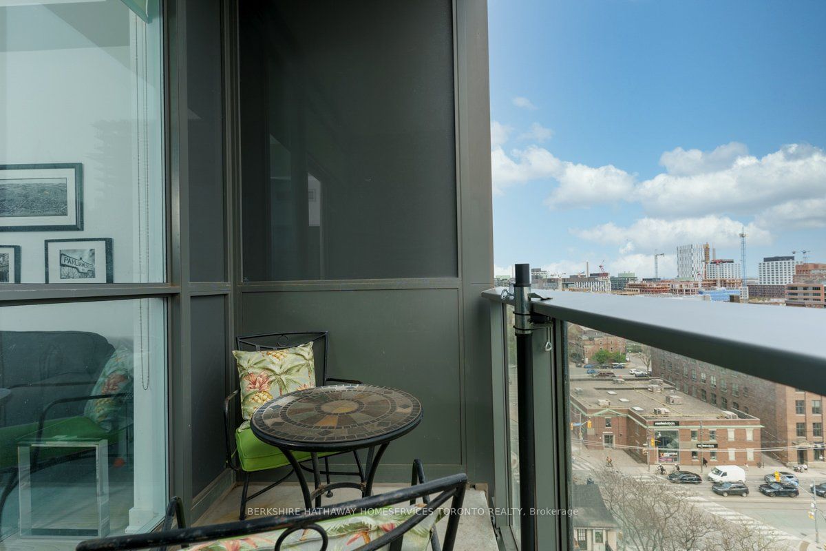 120 Parliament St, unit 1014 for rent - image #35