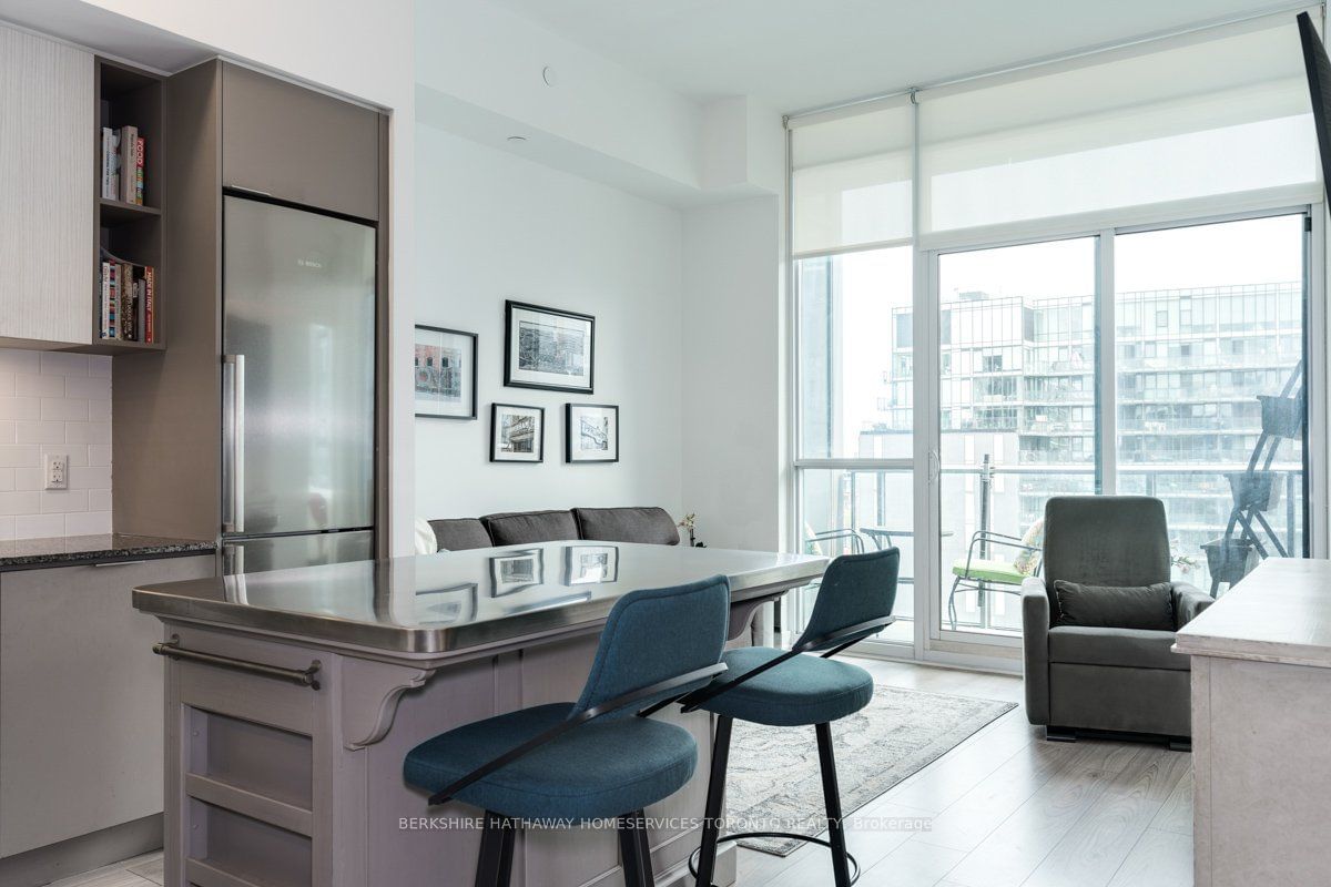 120 Parliament St, unit 1014 for rent - image #6