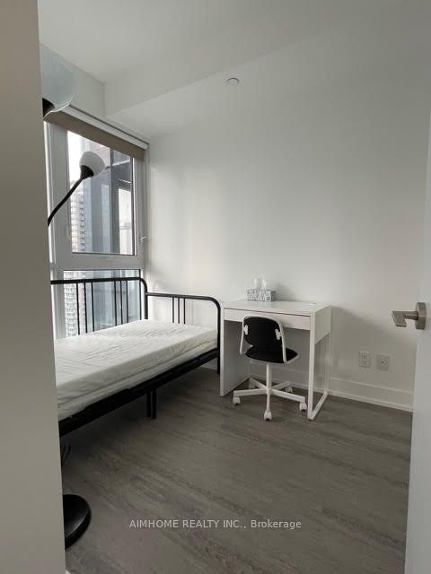 7 Grenville St, unit 2501 for rent