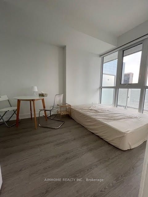 7 Grenville St, unit 2501 for rent