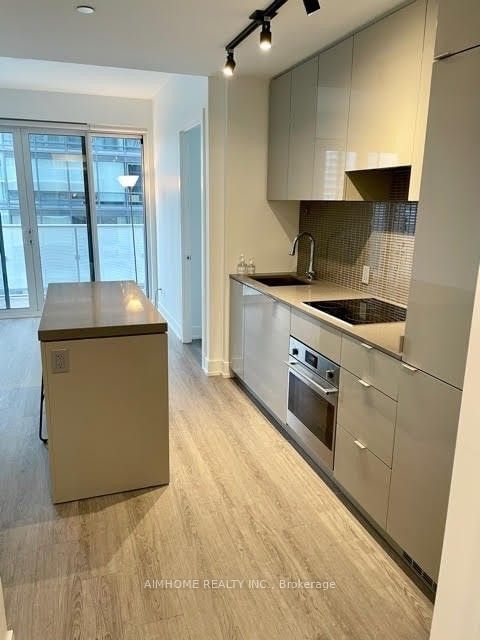 7 Grenville St, unit 2501 for rent