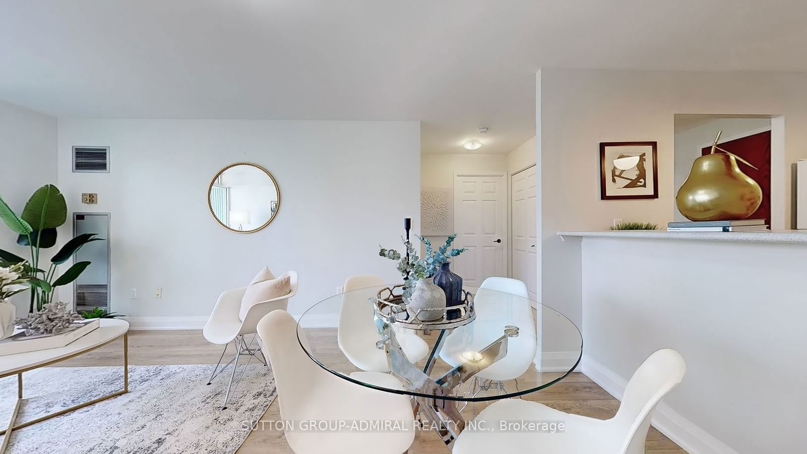 28 Pemberton Ave, unit 810 for sale - image #11