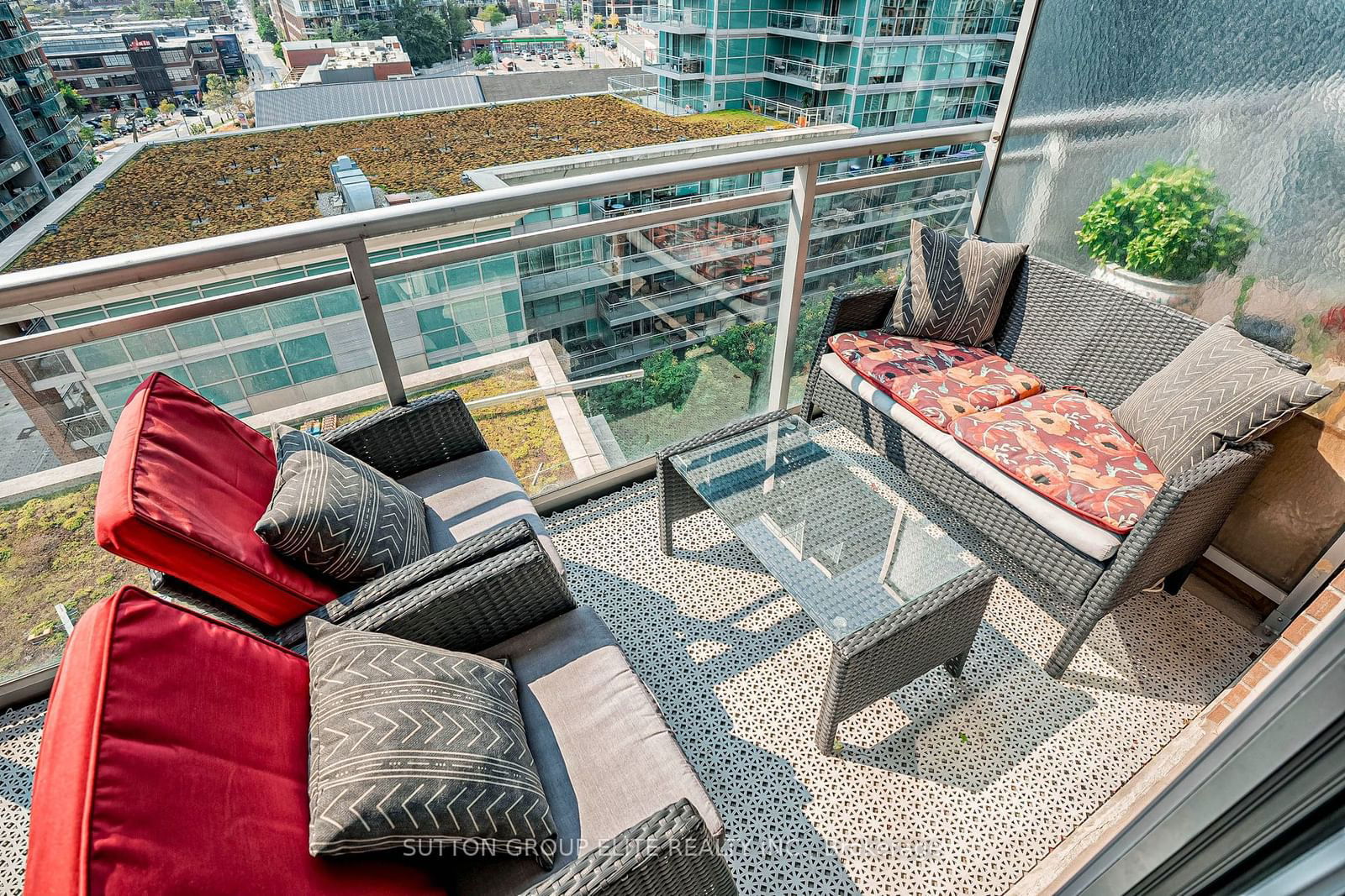 50 Lynn Williams St, unit 907 for sale - image #25