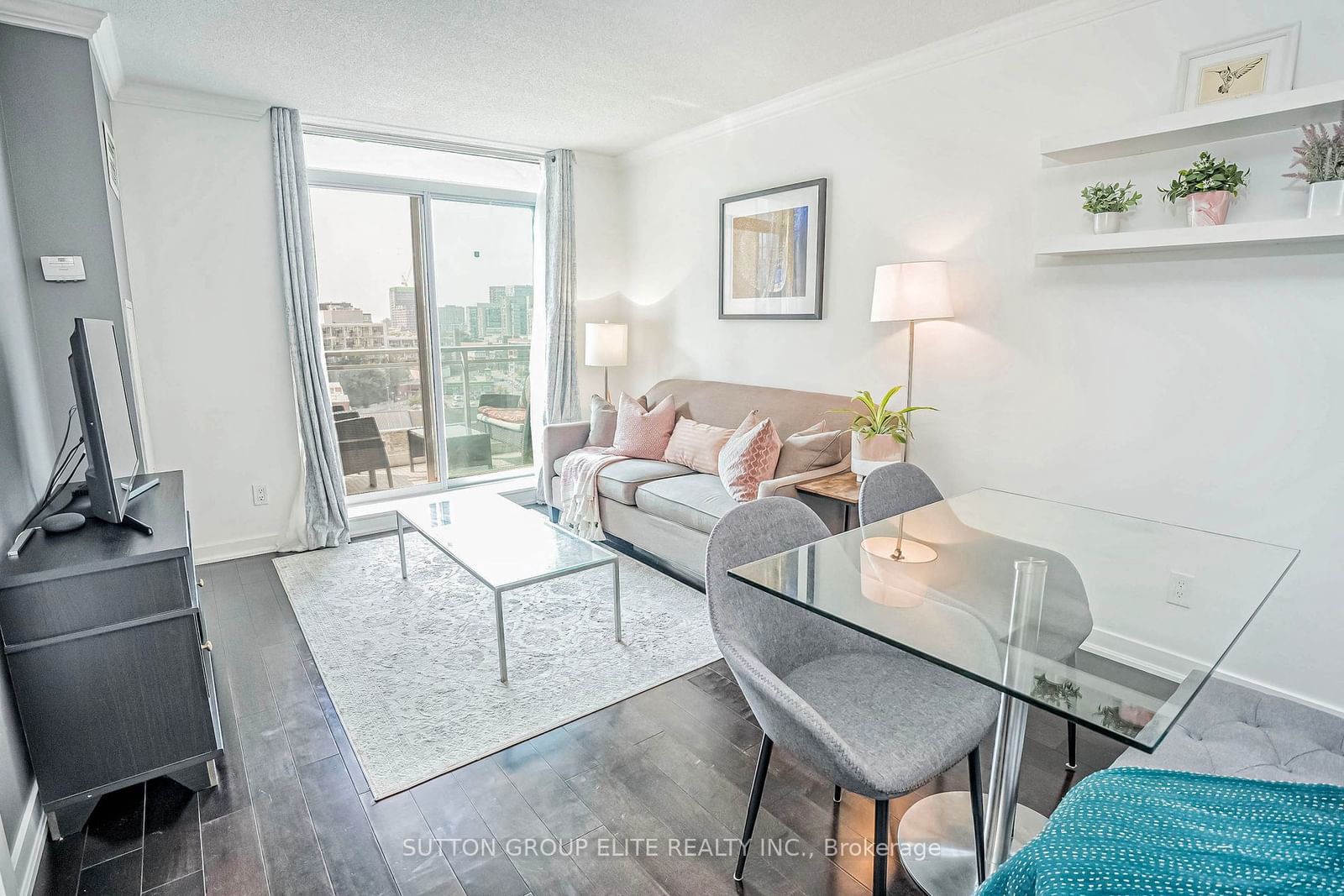 50 Lynn Williams St, unit 907 for sale - image #8