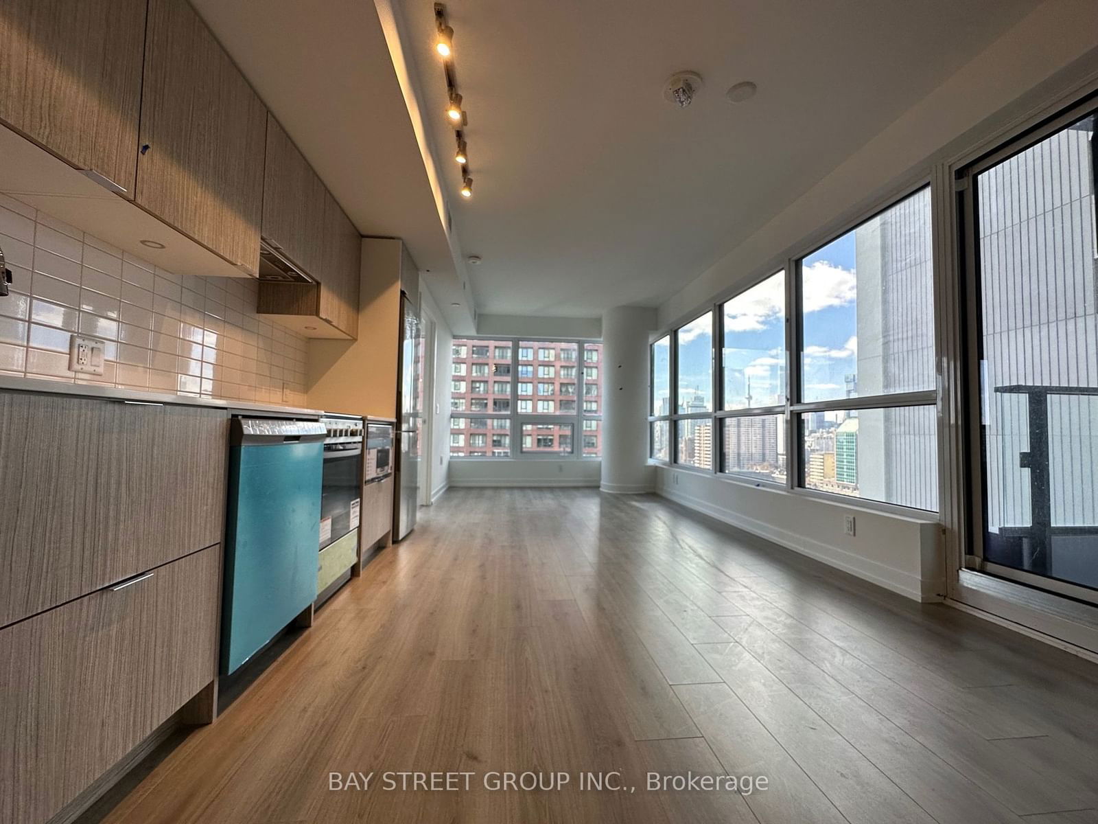 395 Bloor St E, unit 1202 for rent - image #10