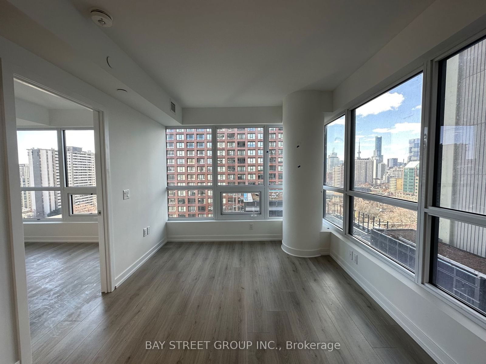 395 Bloor St E, unit 1202 for rent