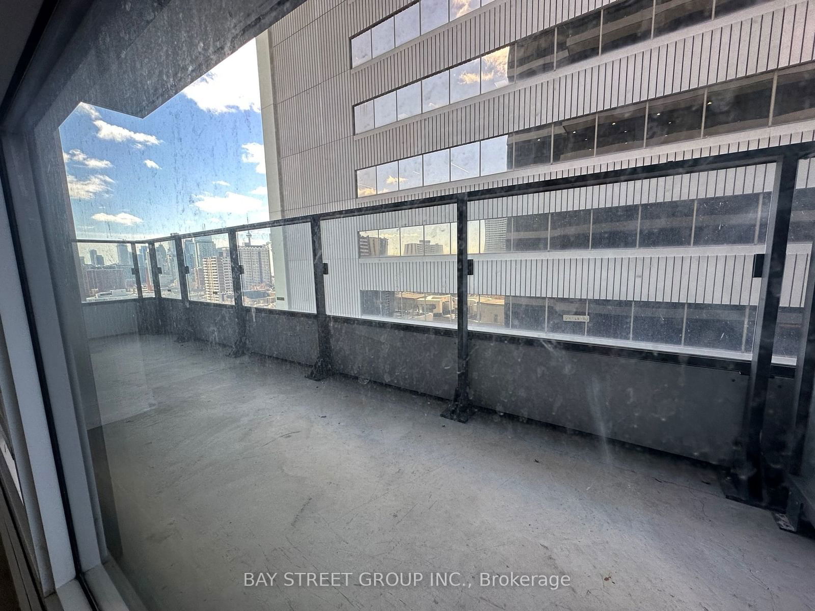 395 Bloor St E, unit 1202 for rent