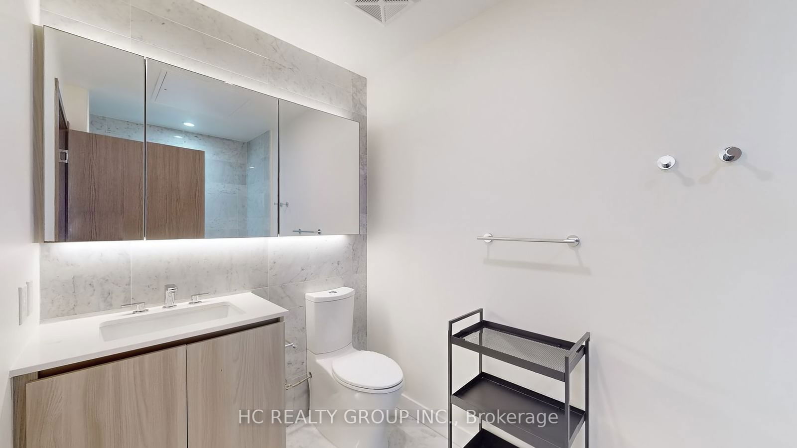 17 Bathurst St, unit 3808 for sale - image #26