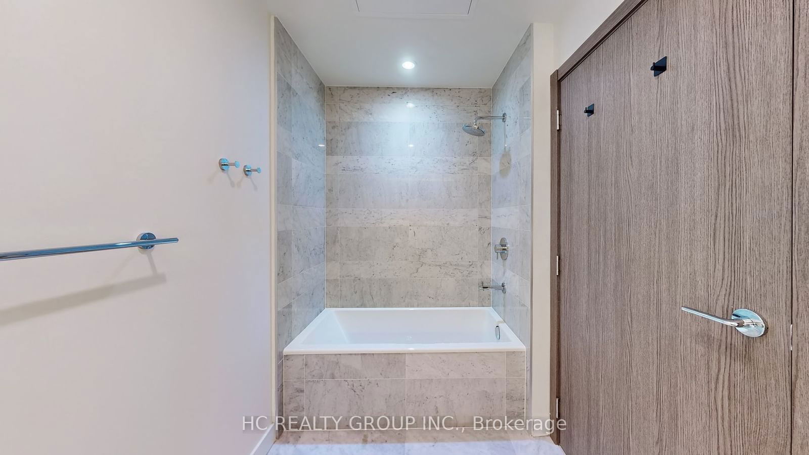 17 Bathurst St, unit 3808 for sale - image #28