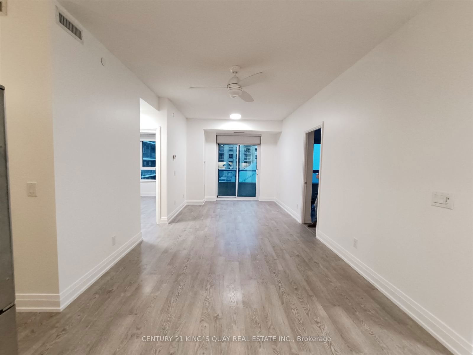 591 Sheppard Ave E, unit 529 for rent - image #3