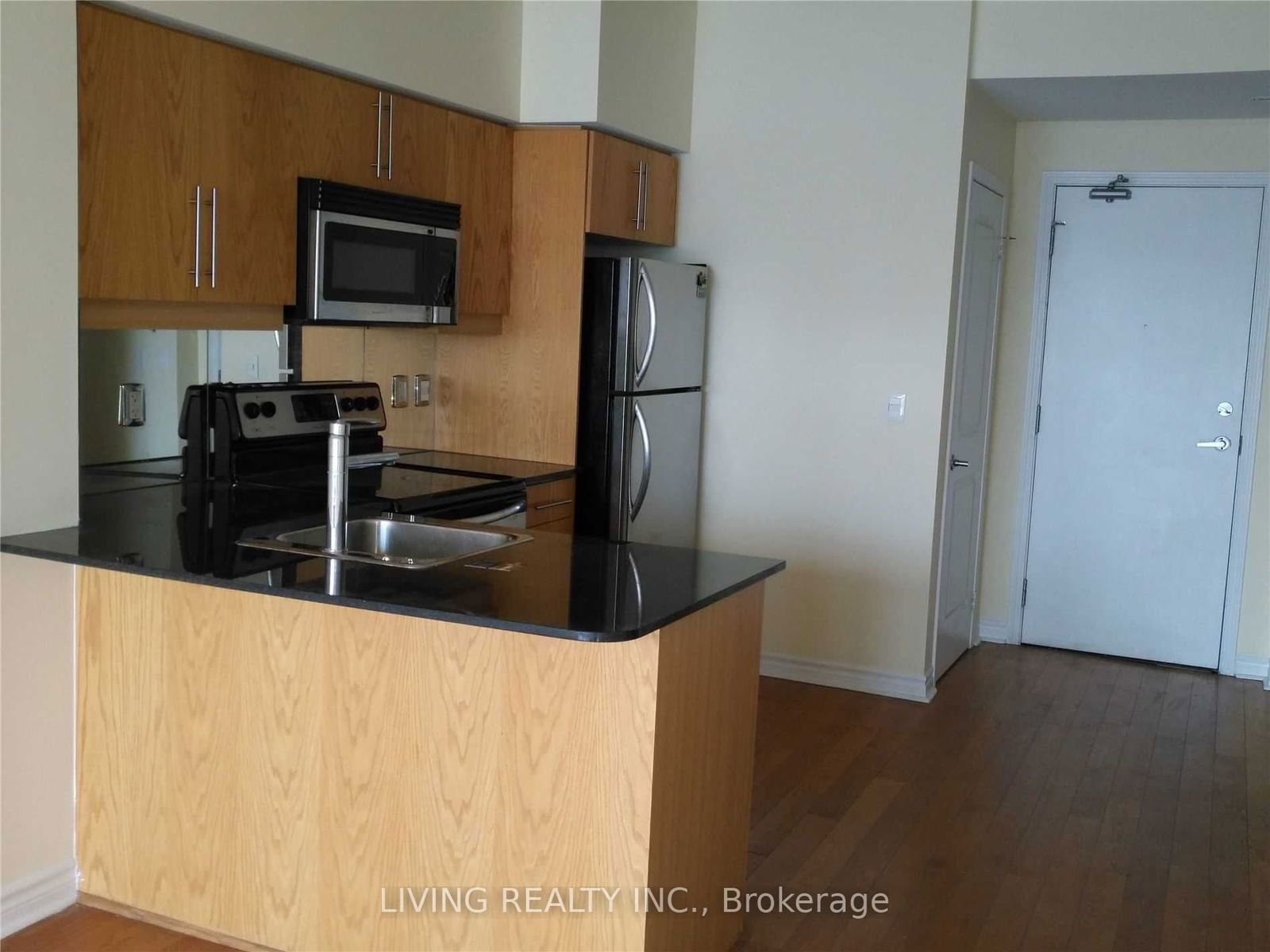 2885 Bayview Ave, unit 534 for rent - image #3