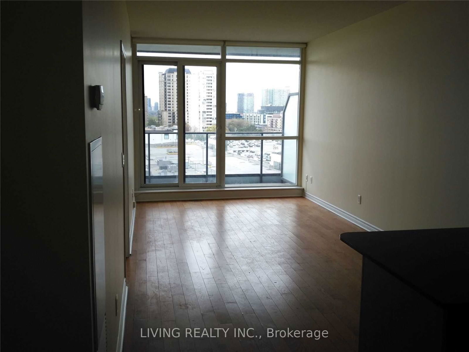 2885 Bayview Ave, unit 534 for rent - image #6