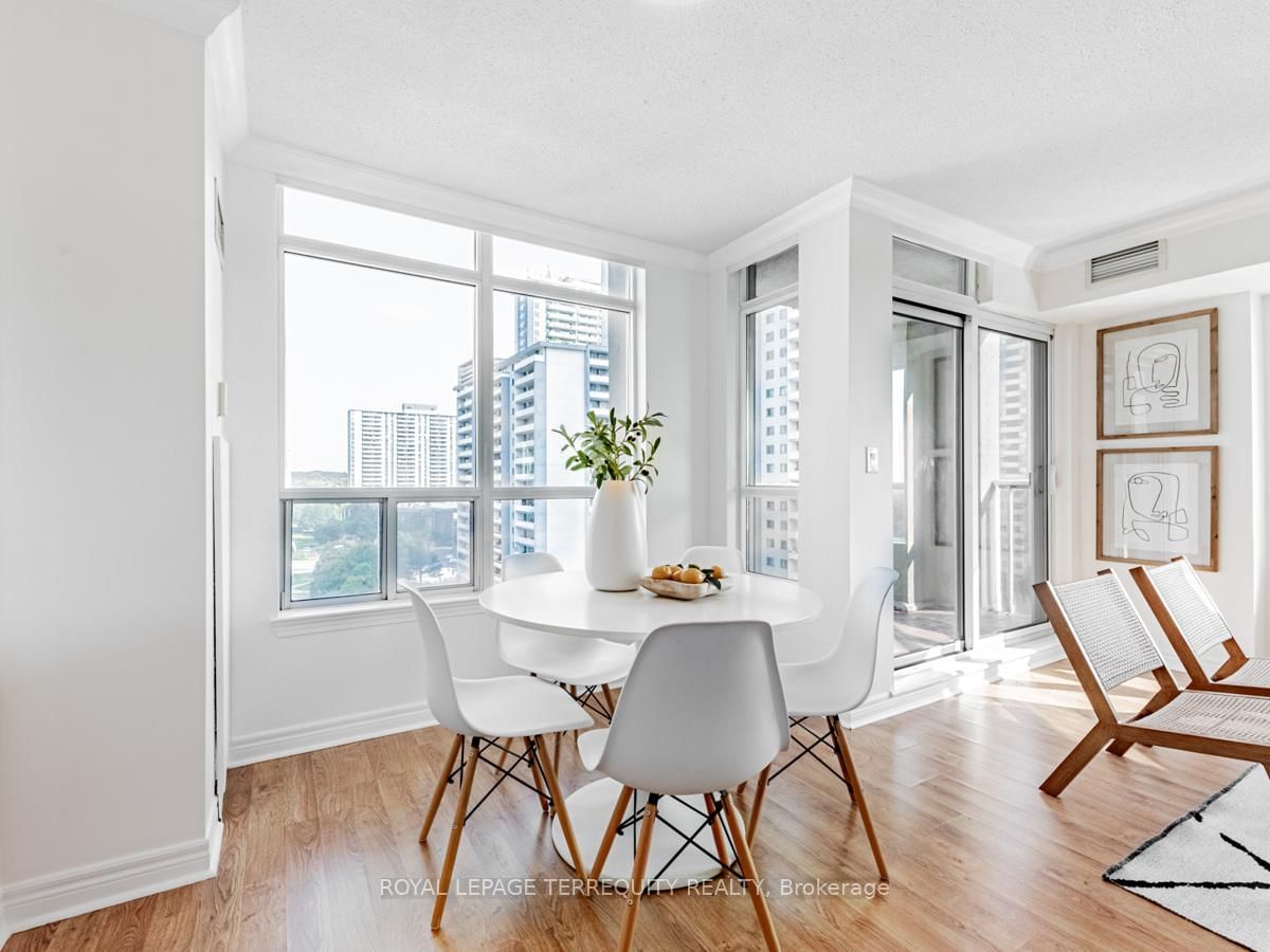 225 Wellesley St E, unit 1112 for sale - image #13