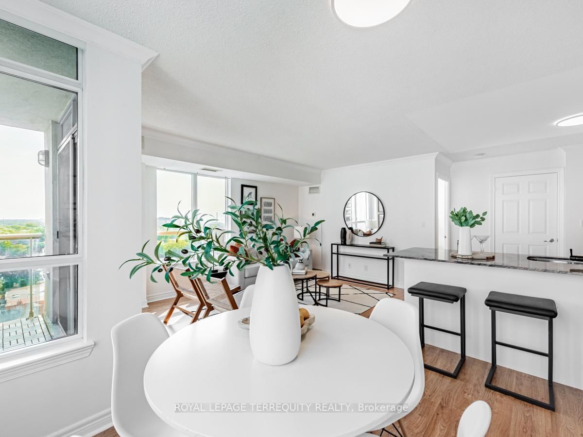 225 Wellesley St E, unit 1112 for sale - image #14