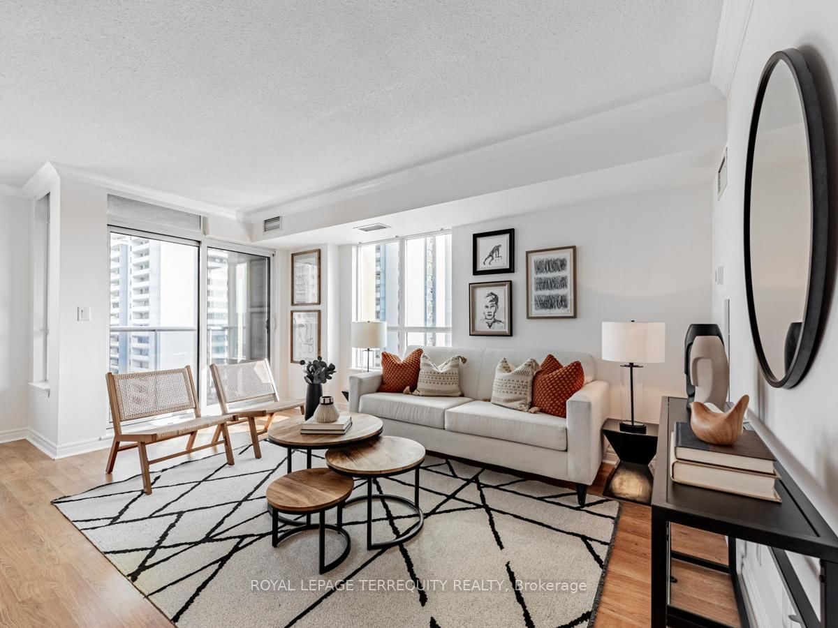 225 Wellesley St E, unit 1112 for sale - image #8