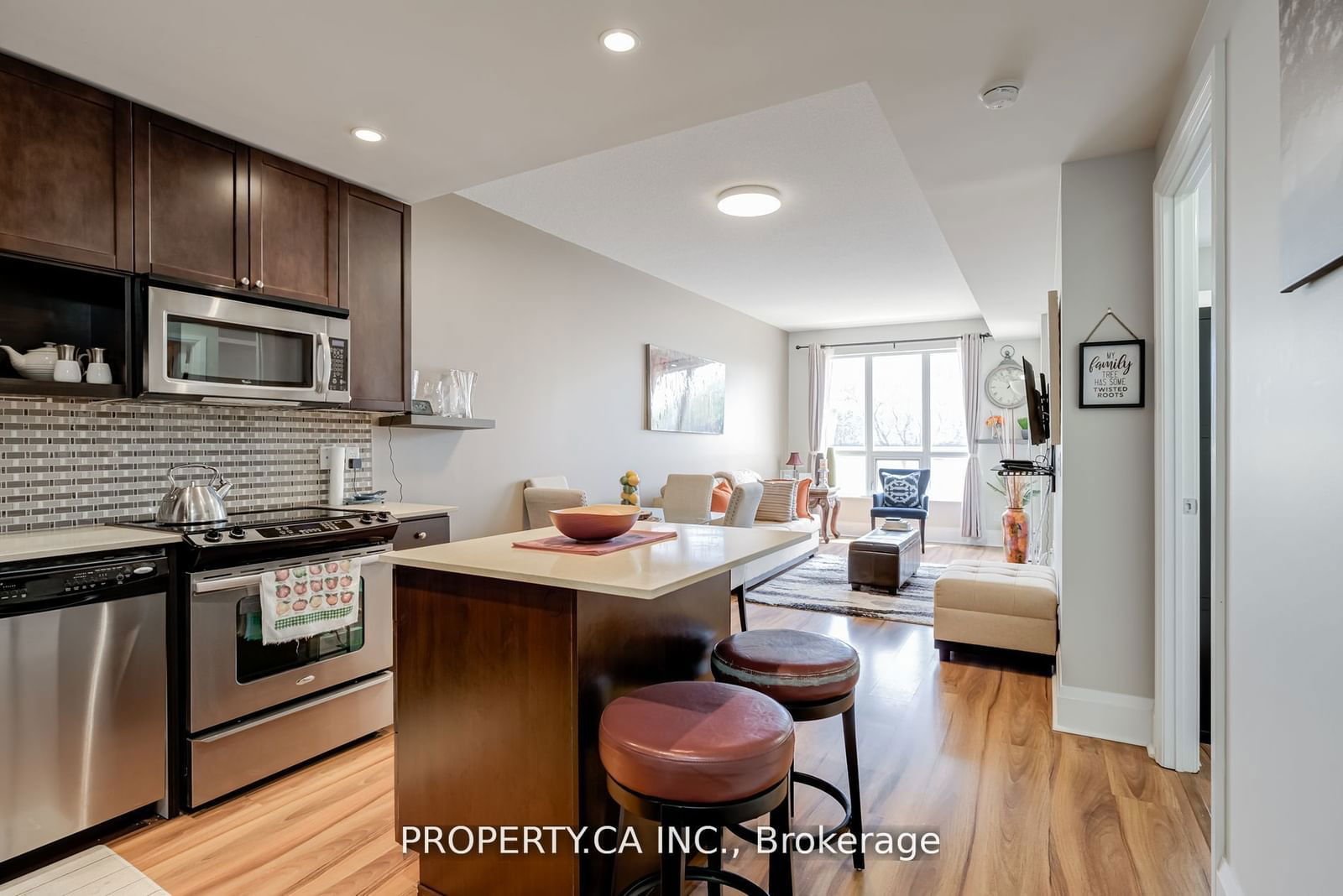 100 Harrison Gdns, unit 205 for rent - image #7