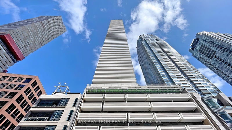 2221 Yonge St, unit 1803 for rent