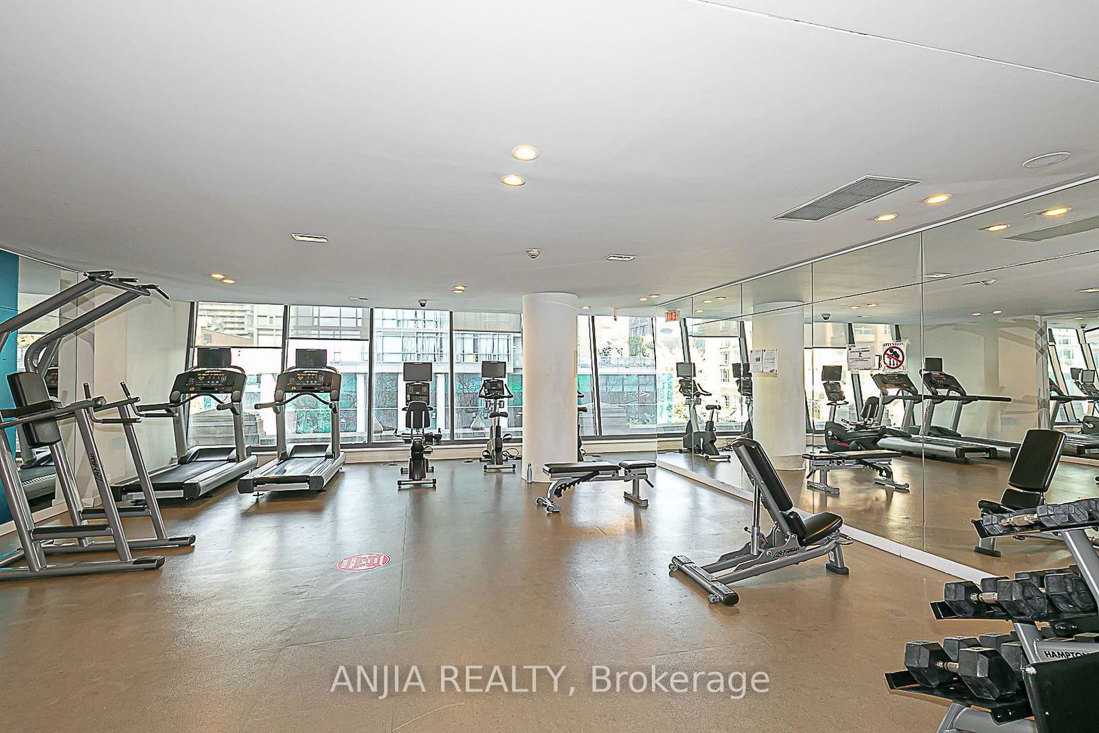 832 Bay St, unit 4202 for sale - image #36