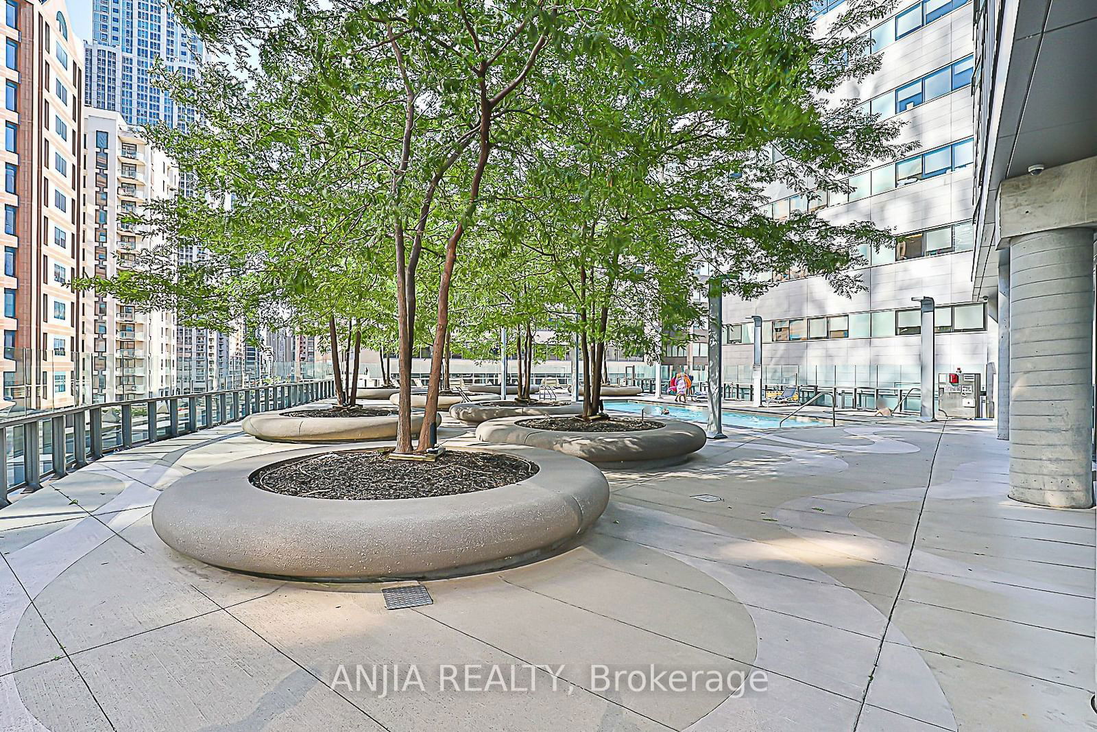 832 Bay St, unit 4202 for sale - image #38