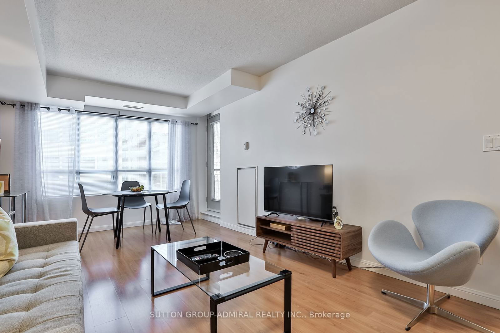 140 Simcoe St, unit PH14 for sale