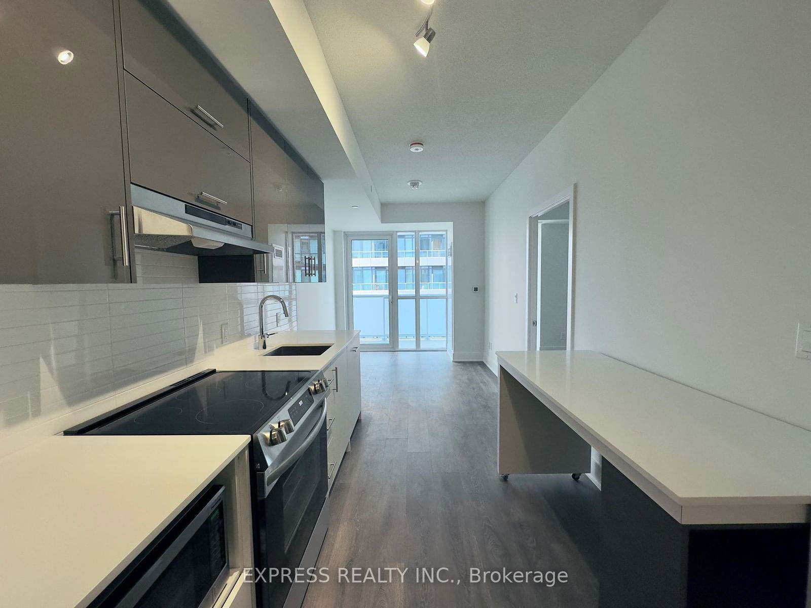 188 Fairview Mall Dr, unit 1216 for rent