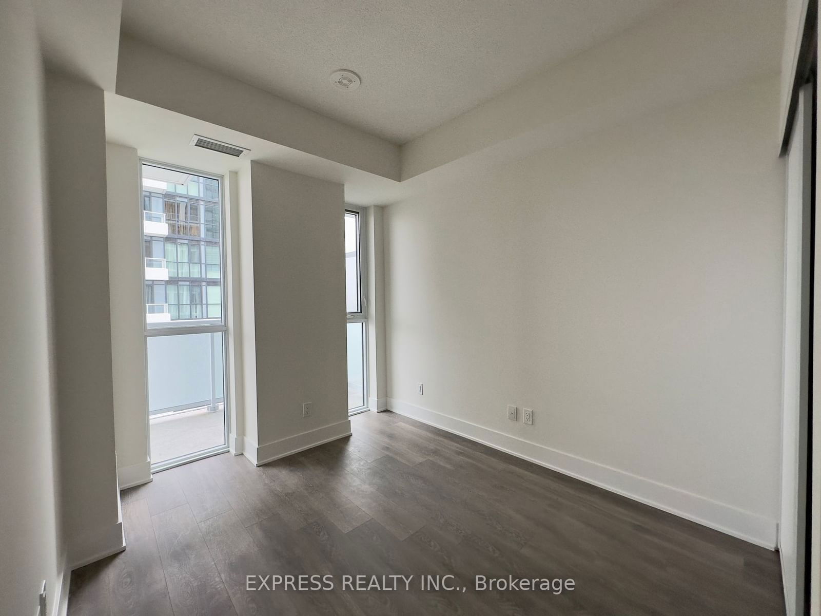 188 Fairview Mall Dr, unit 1216 for rent - image #9