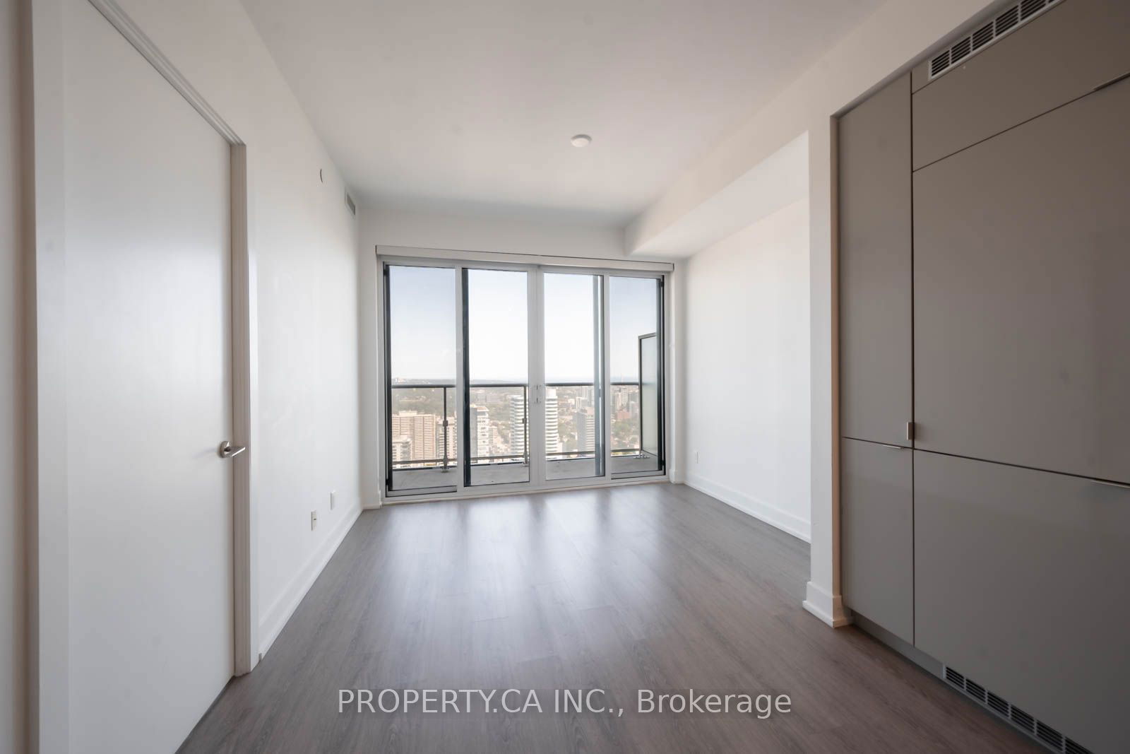 7 Grenville St E, unit 5206 for rent - image #4