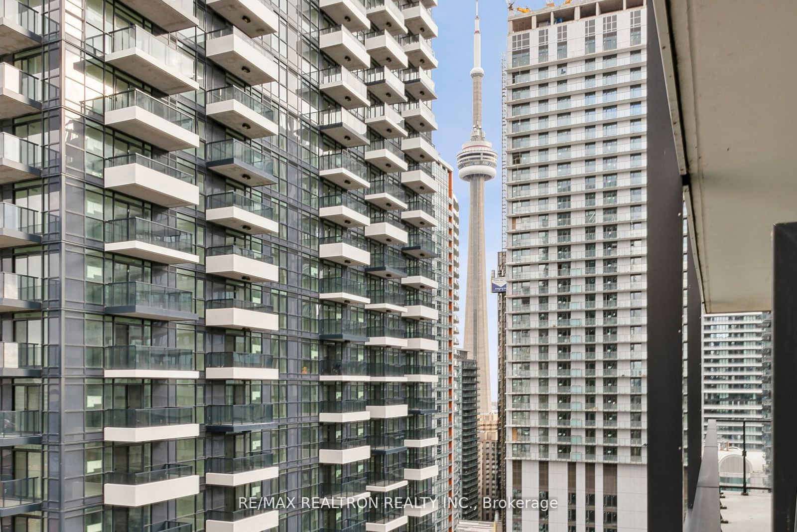 125 Peter St, unit 2708 for rent - image #31