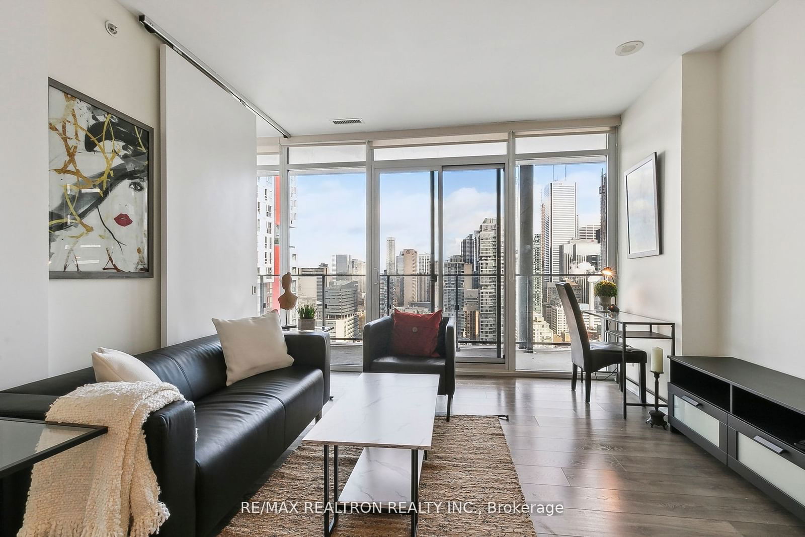 125 Peter St, unit 2708 for rent - image #8