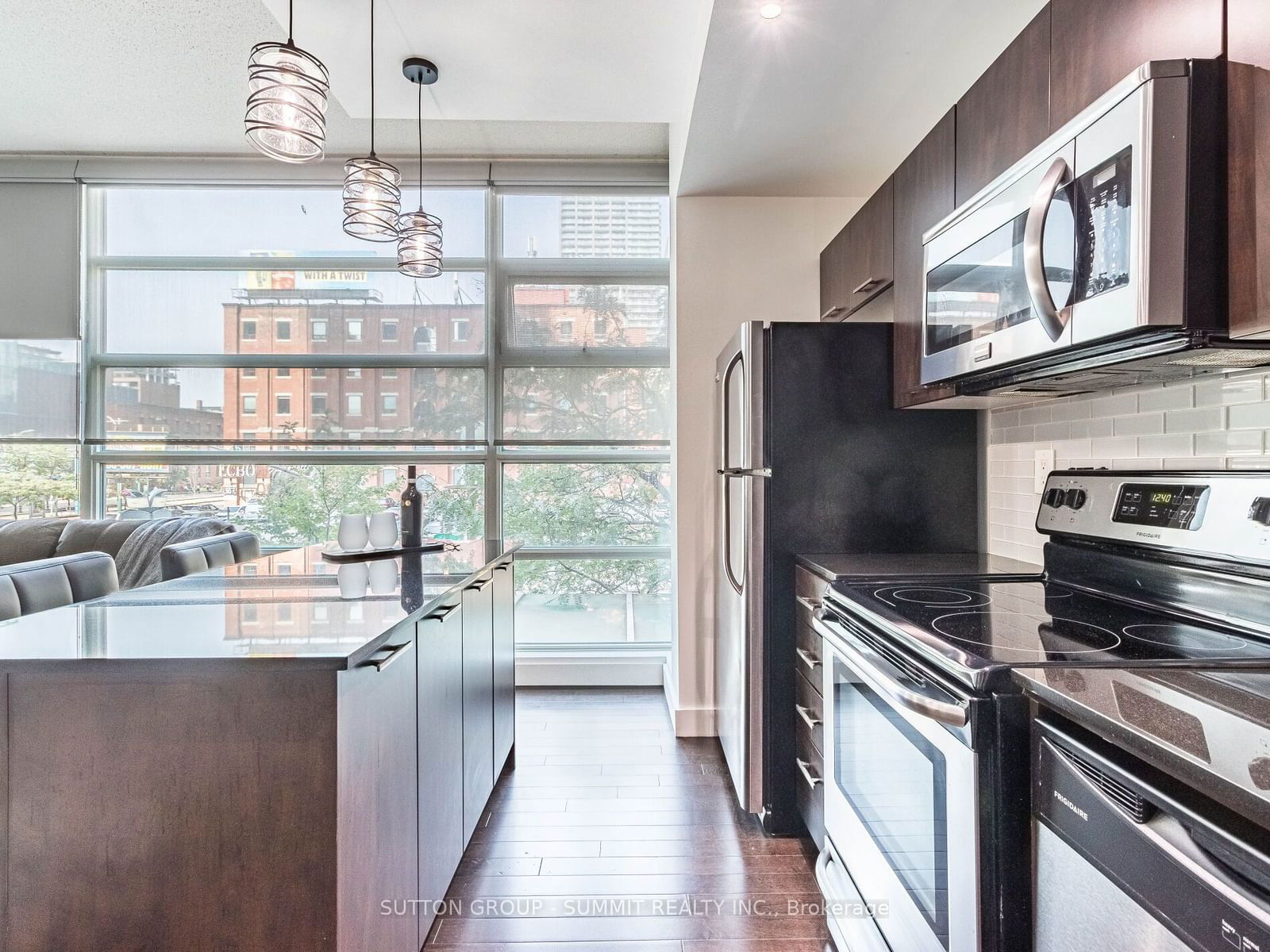 397 FRONT St W, unit 209 for sale - image #15