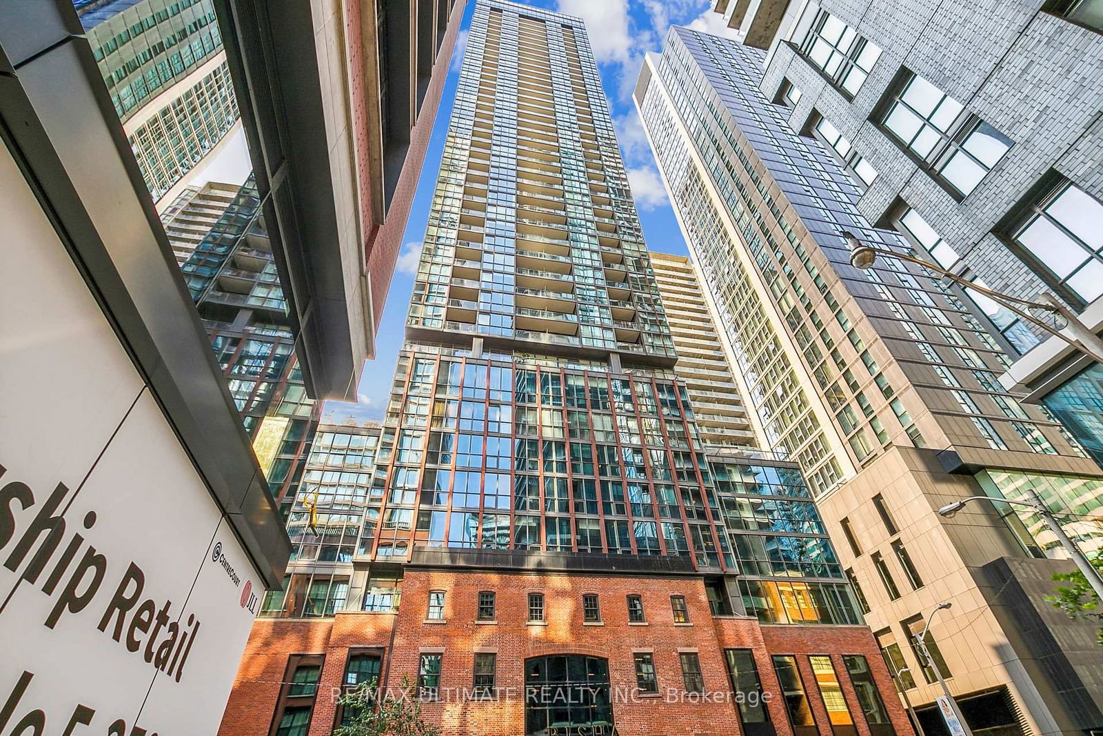 88 Blue Jays Way, unit 1115 for sale - image #4