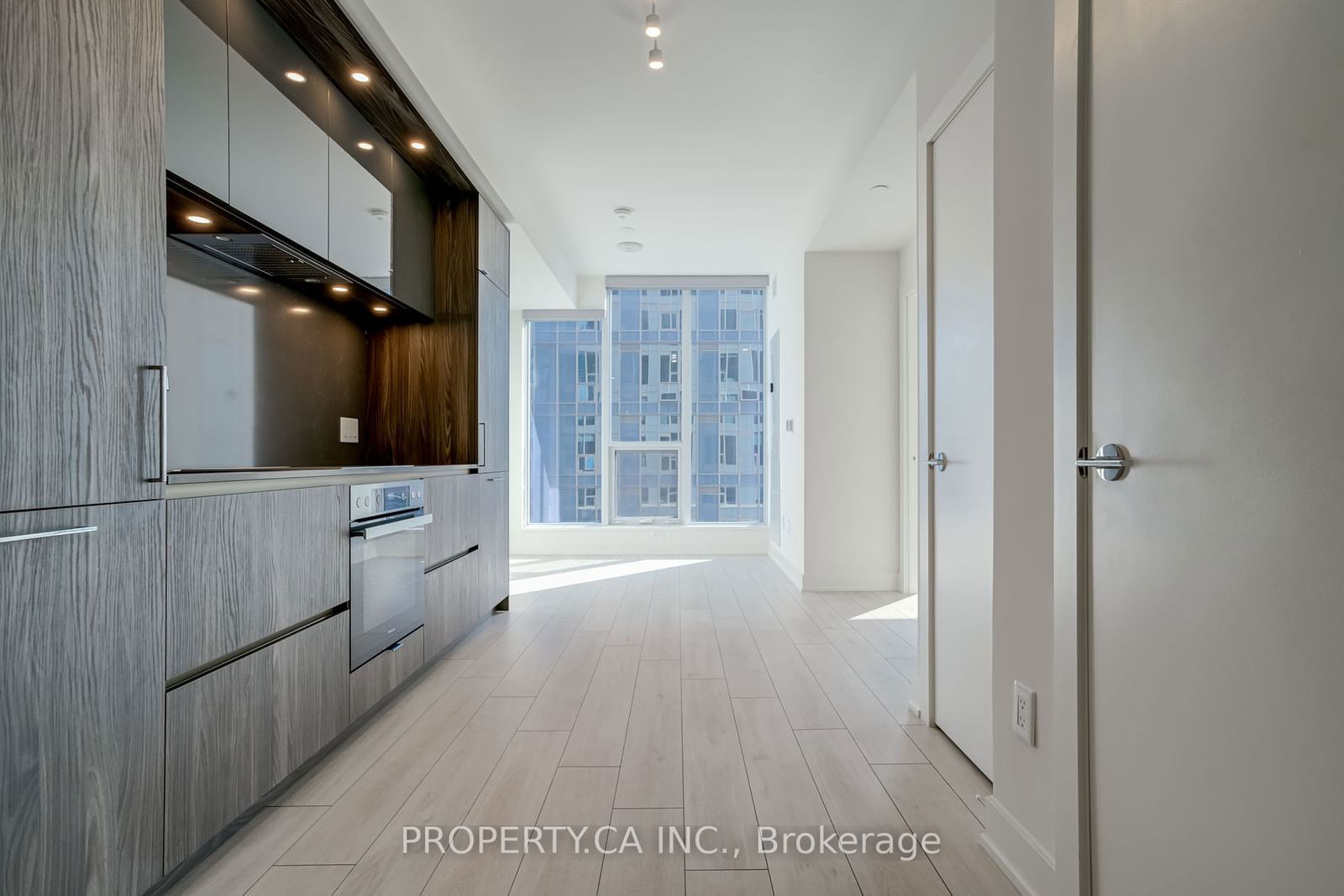 35 Mercer St, unit 3713 for rent - image #1