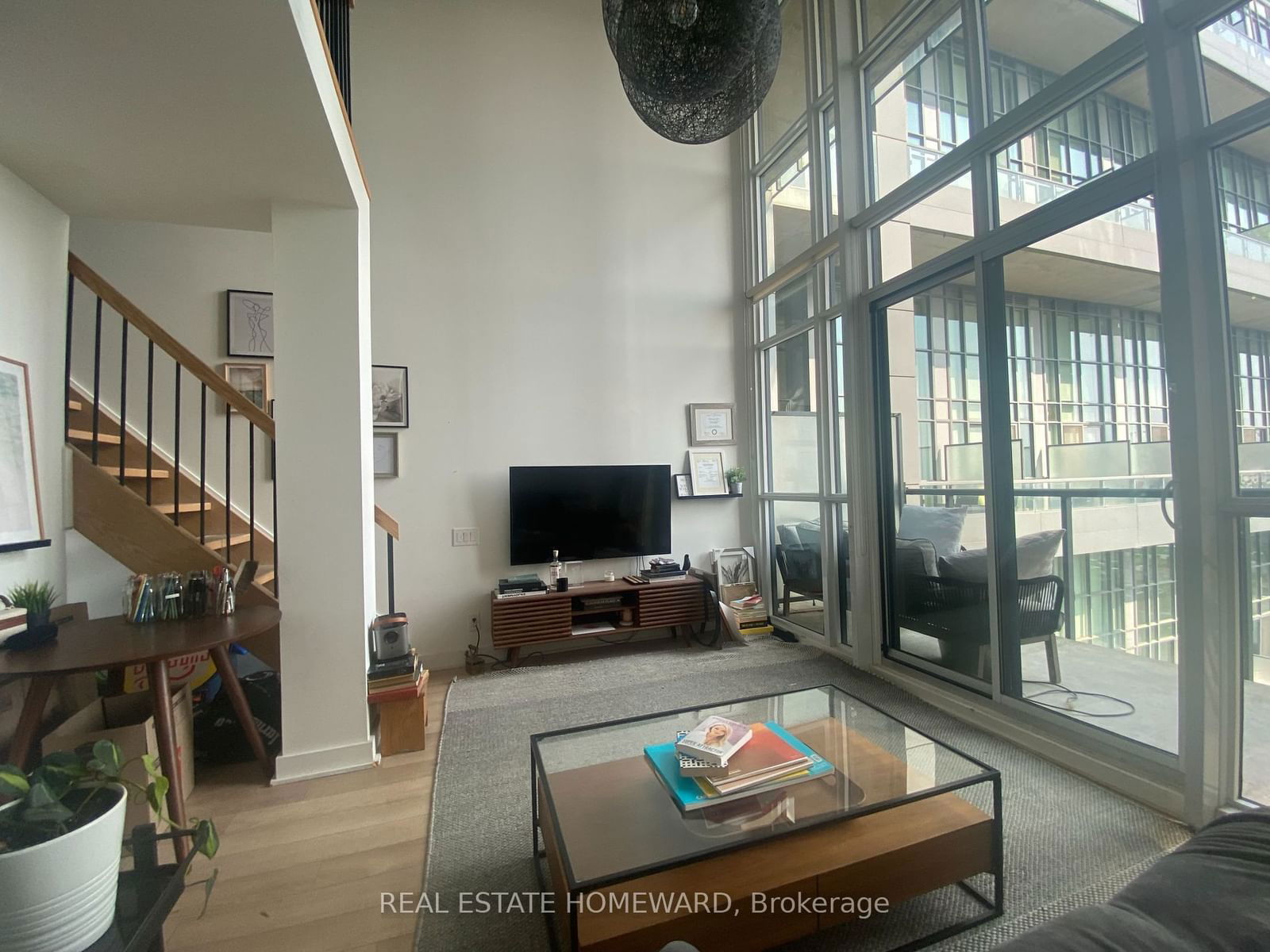 5 Hanna Ave, unit 502 for sale - image #4