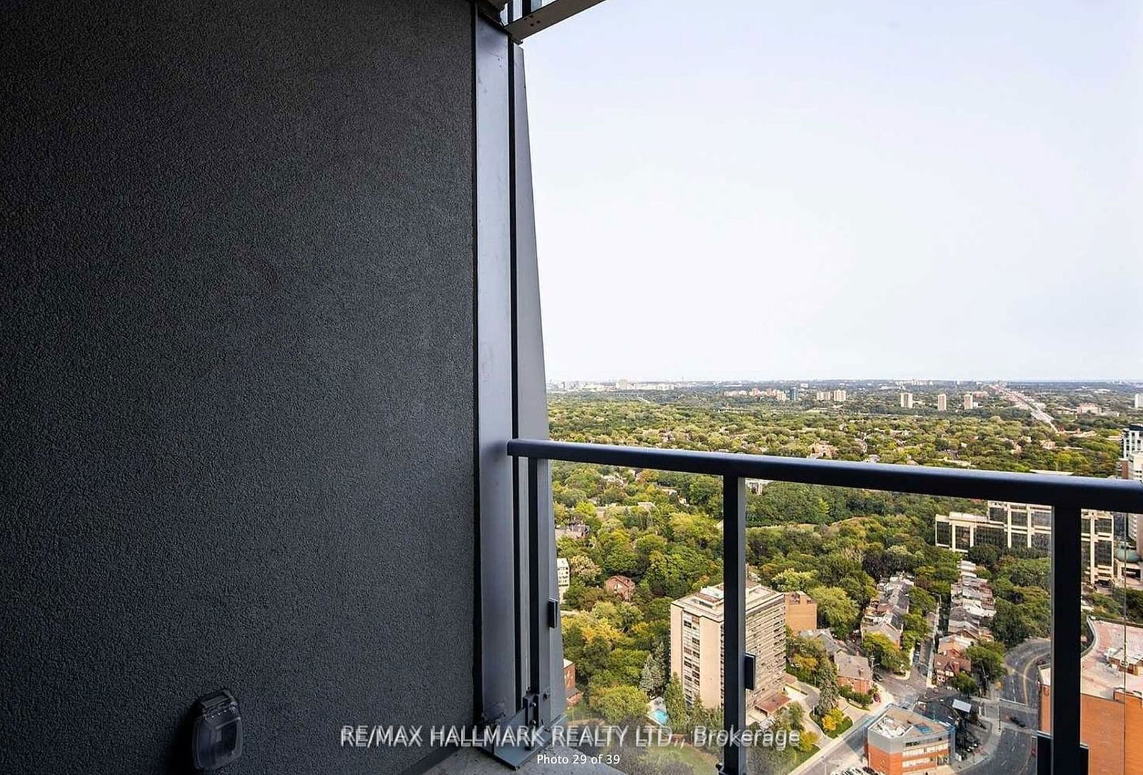 1 Yorkville Ave, unit 3708 for rent - image #14