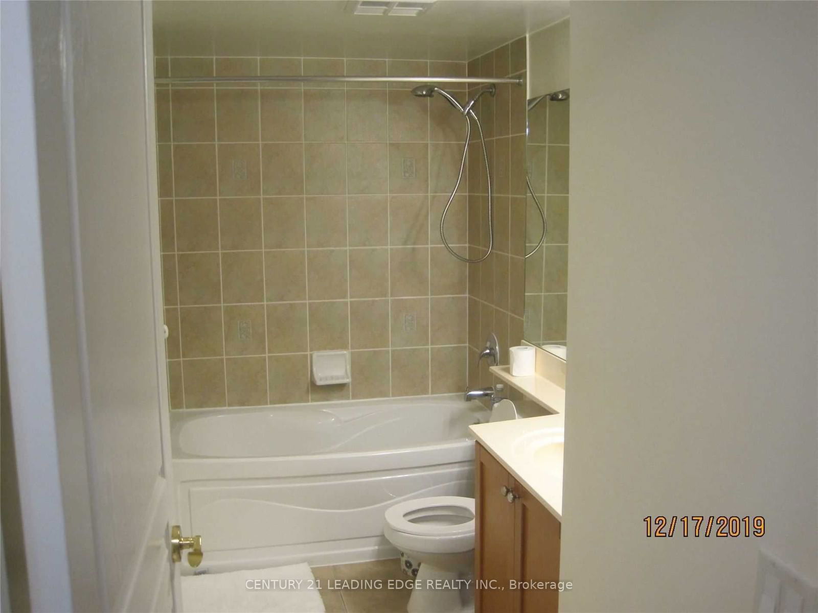 10 Northtown Way, unit 511 for rent - image #20