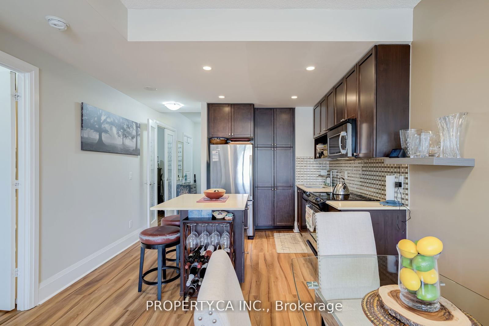 100 Harrison Gdns, unit 205 for sale - image #8