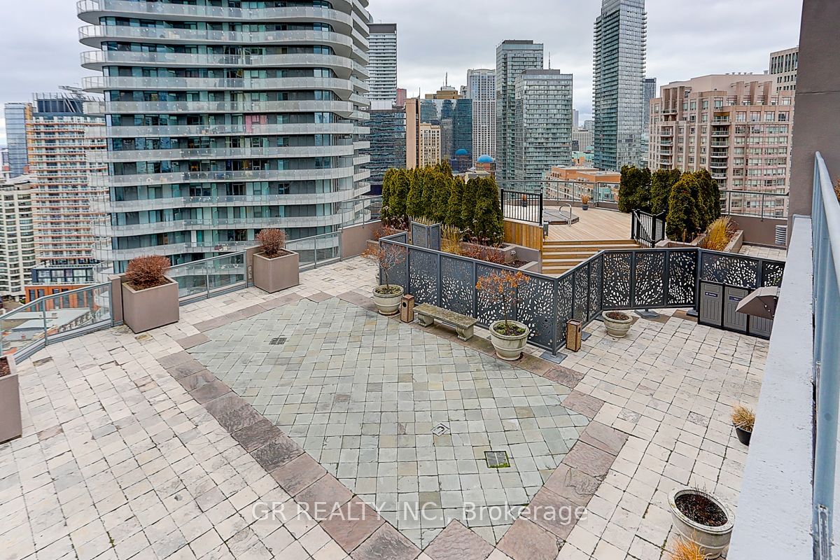 24 Wellesley St W, unit 2508 for sale - image #27