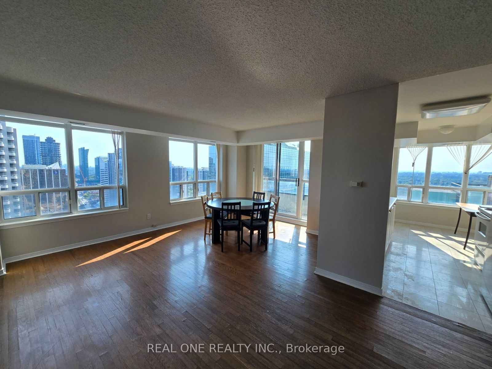 33 Empress Ave, unit 2710 for rent - image #2