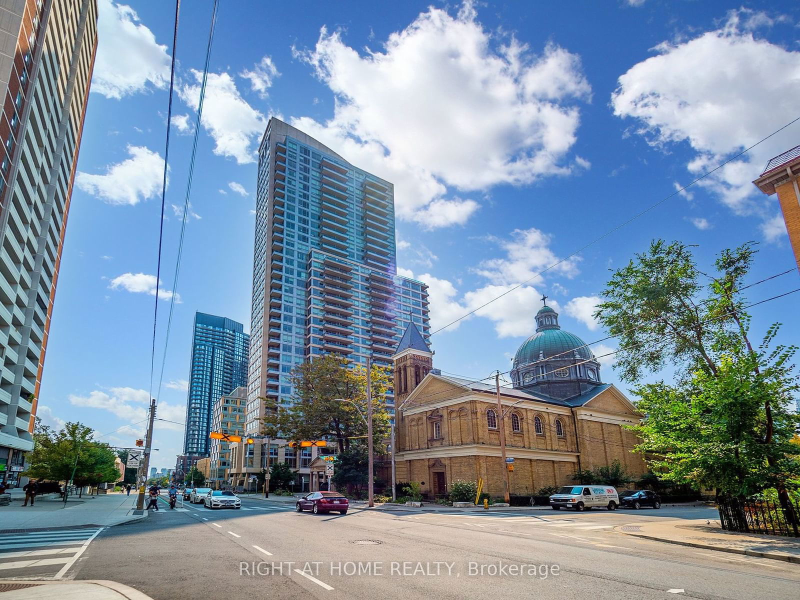 500 Sherbourne St, unit 2604 for sale - image #1