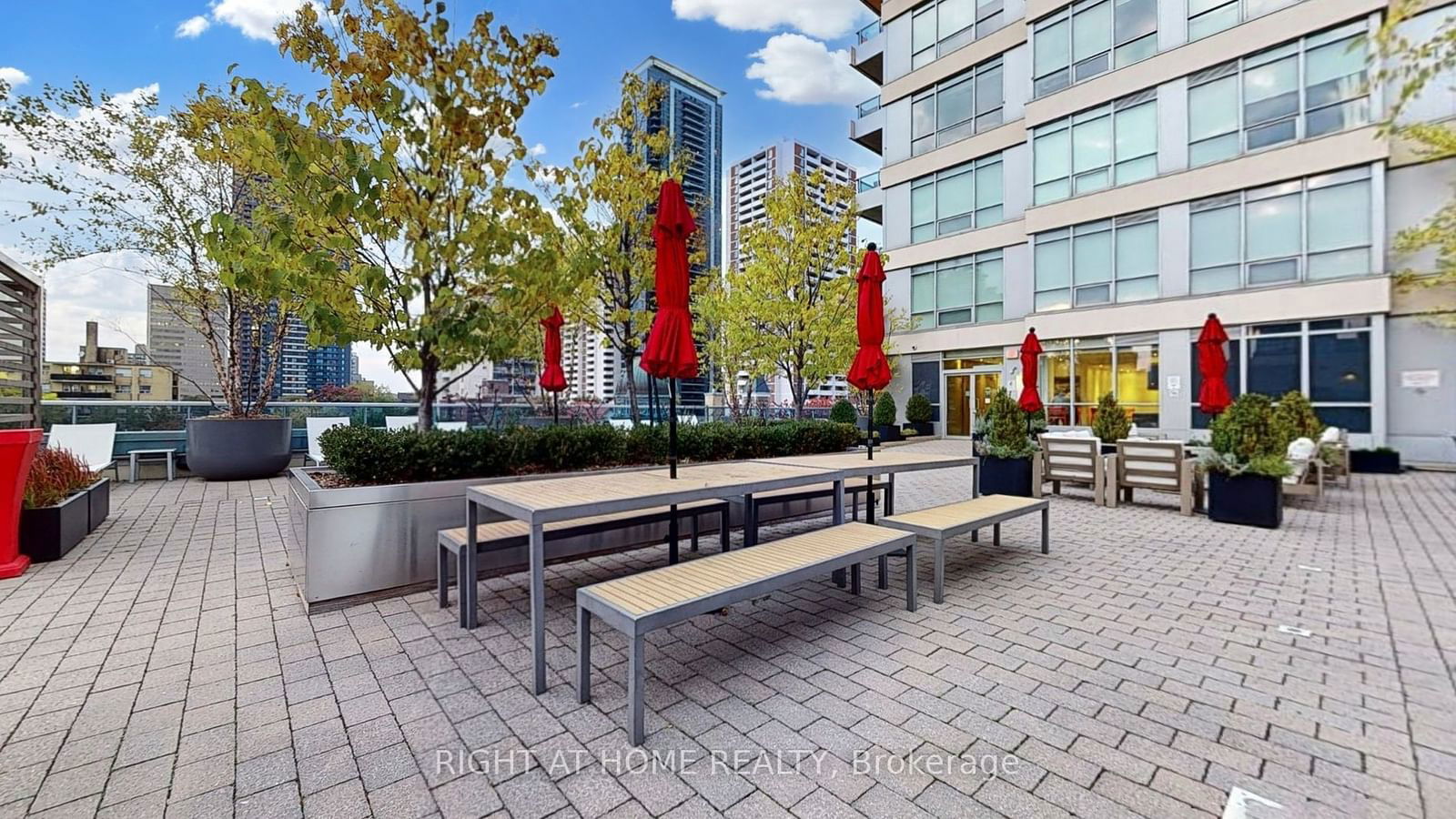 500 Sherbourne St, unit 2604 for sale - image #35