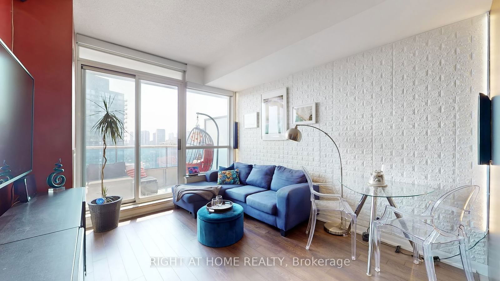 500 Sherbourne St, unit 2604 for sale - image #8