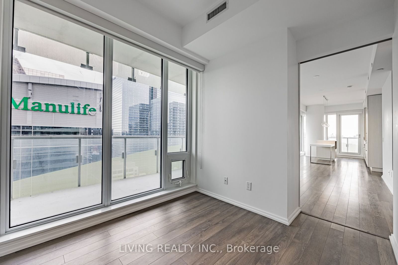 197 Yonge St, unit 2209 for sale