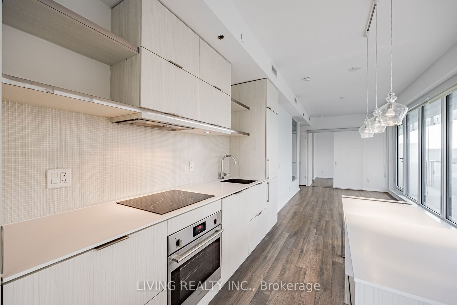 197 Yonge St, unit 2209 for sale - image #7